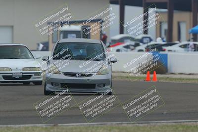 media/Dec-19-2025-Lucky Dog Racing (Fri) [[3b7b1b5fc8]]/Beginner/Session 2 Turn 1/